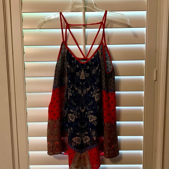 Maurice’s Patterned Sleeveless Blouse - Picture 3 of 4